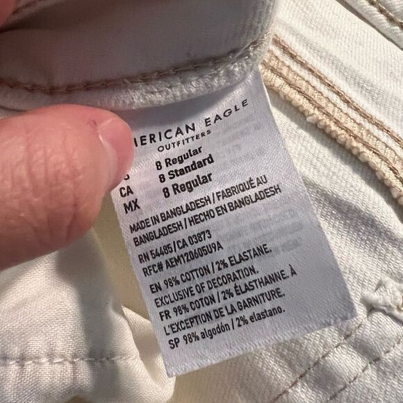 NWT! American eagle mom jean in natural white‎ - Picture 7 of 16